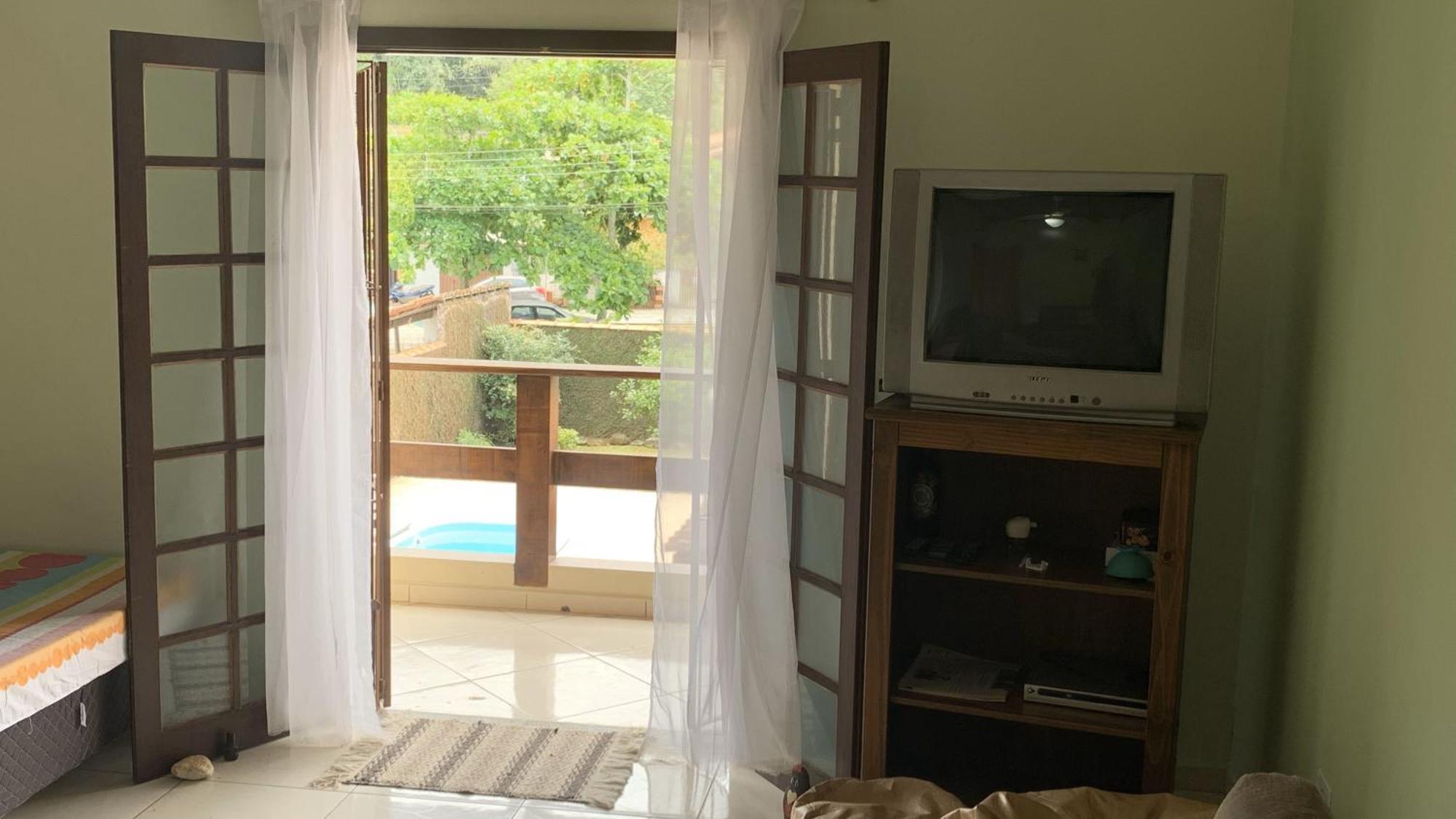 Casa Da Leo, Com Piscina Em * Ubatuba