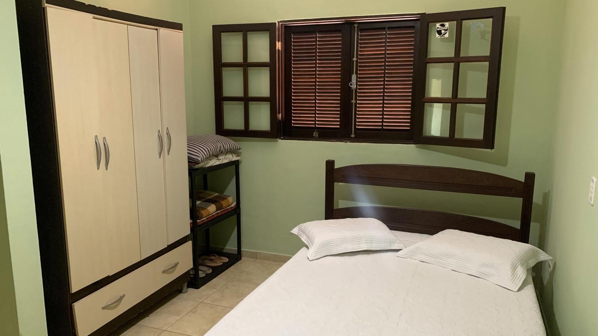 Casa Da Leo, Com Piscina Em *